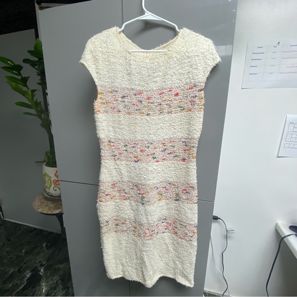 St. John sleeveless tweed dress sz 6 like new